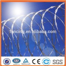 Hot-Dipped galvanizado Razor Barbed Wire / arame farpado Preço Pell Roll